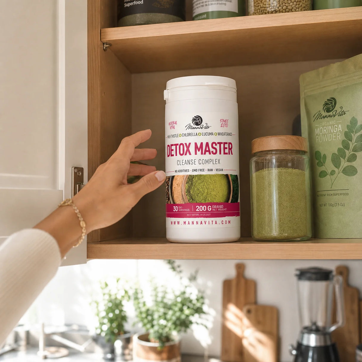 Mannavita Sikavica + Pšenična trava + Chlorella + Lucuma • 200 g