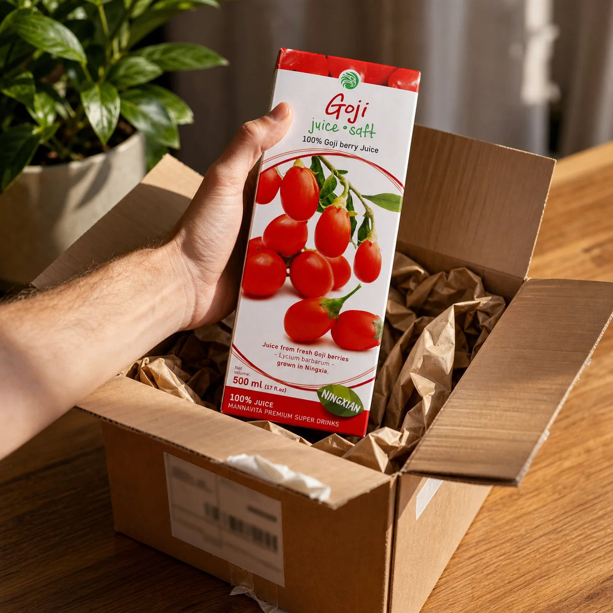 Mannavita • Sok od Goji bobica, 100% cijeđeni čisti sok • 500 ml