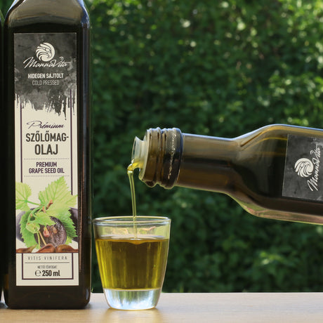 Mannavita mađarsko hladno prešano ulje od sjemenki grožđa • 250 ml